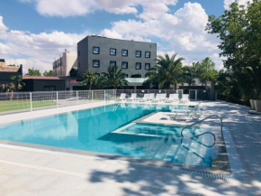 Hotel Parque Real  Сьюдад-Реал